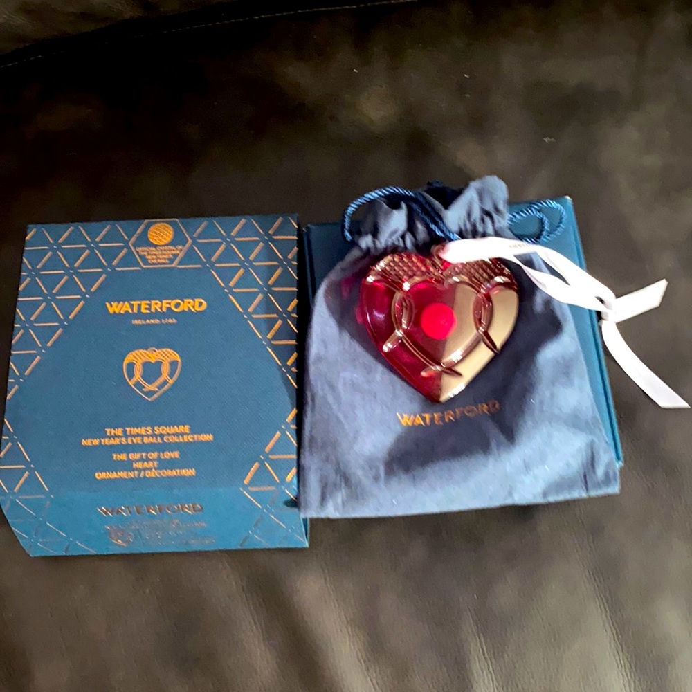 WATERFORD TIMES SQUARE ORNAMENT ❤️♥️
NEW YEAR'S EVE BALL COLLECTION NWT